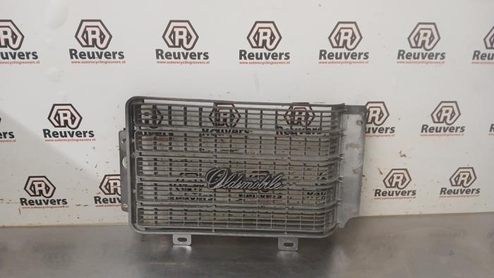 Używane Grill Oldsmobile Delta Cena € 60,00 Procedura marży oferowane przez Autorecycling Reuvers B.V.