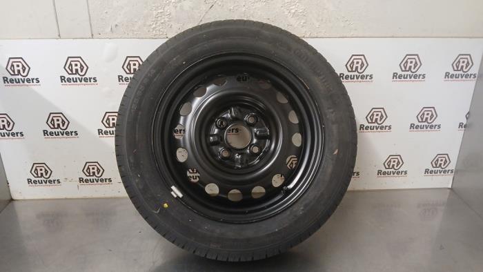 Usagé Roue de secours Toyota Aygo (B10) 1.0 12V VVT-i Prix € 35,00 Règlement à la marge proposé par Autorecycling Reuvers B.V.