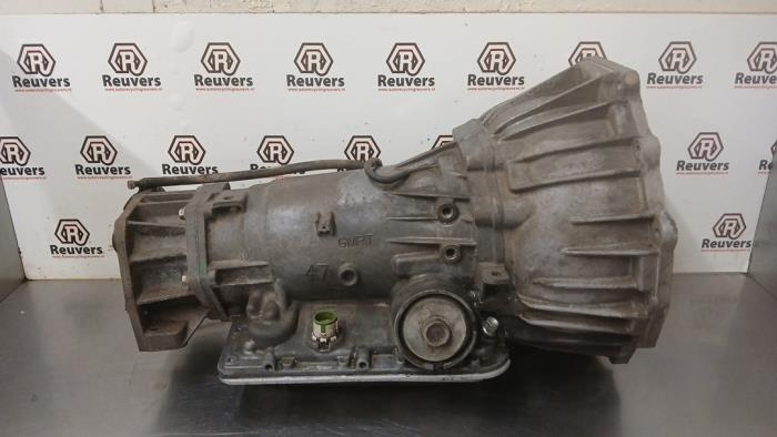 Usagé Boite de vitesses Hummer H3 3.5 20V Prix € 750,00 Règlement à la marge proposé par Autorecycling Reuvers B.V.