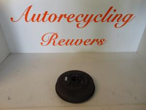 Gebrauchte Radlager hinten Ford Focus 1 1.6 16V Preis € 20,00 Margenregelung angeboten von Autorecycling Reuvers B.V.