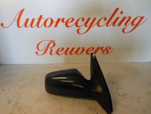 Used Wing mirror, right Opel Astra G (F70) 1.7 DTI 16V Eco4 Price € 35,00 Margin scheme offered by Autorecycling Reuvers B.V.