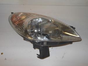 Used Headlight, right Citroen Xsara Break (N2) 1.6i Price € 40,00 Margin scheme offered by Autorecycling Reuvers B.V.