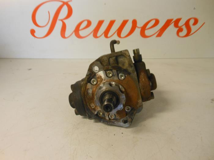 Begagnade Högtryckspump Nissan Almera (N16) 2.2 Di 16V Pris € 75,00 Marginaltabell erbjuds av Autorecycling Reuvers B.V.
