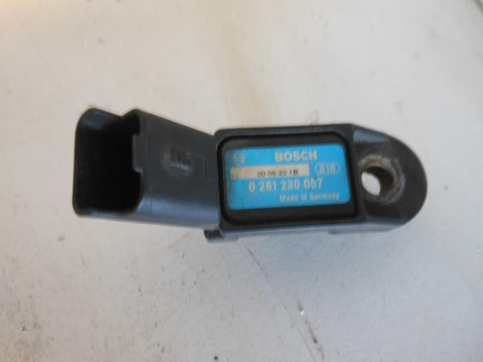 Begagnade MAP-sensor (insugsrör) Peugeot 206 (2A/C/H/J/S) 2.0 GTI 16V Pris € 20,00 Marginaltabell erbjuds av Autorecycling Reuvers B.V.