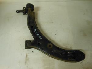 Used Front wishbone, left Nissan Almera (N16) 2.2 Di 16V Price € 35,00 Margin scheme offered by Autorecycling Reuvers B.V.