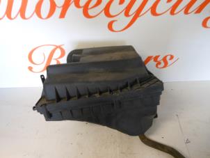 Used Air box Opel Astra H SW (L35) 1.3 CDTI 16V Ecotec Price € 25,00 Margin scheme offered by Autorecycling Reuvers B.V.