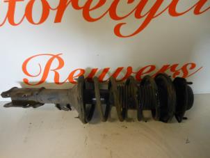 Used Front shock absorber rod, left Hyundai Getz 1.3i 12V Price € 40,00 Margin scheme offered by Autorecycling Reuvers B.V.
