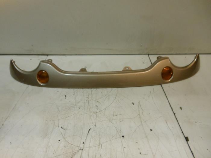 Begagnade Front Chevrolet Matiz 0.8 S,SE Pris € 35,00 Marginaltabell erbjuds av Autorecycling Reuvers B.V.