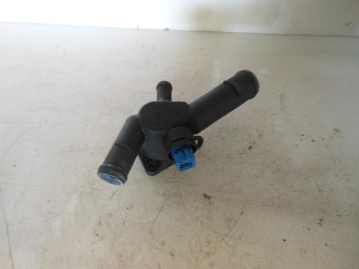 Gebrauchte Wasserrohr Audi A3 (8L1) 1.6 Preis € 25,00 Margenregelung angeboten von Autorecycling Reuvers B.V.
