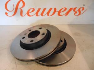 Used Front brake disc Audi A4 (B5) 1.6 Price € 40,00 Margin scheme offered by Autorecycling Reuvers B.V.