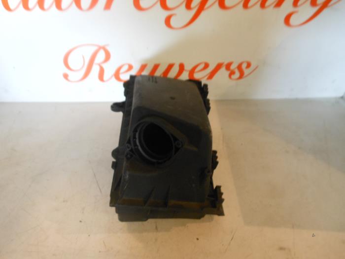 Begagnade Luftfilterhus Volkswagen Golf IV (1J1) 1.9 TDI Pris € 30,00 Marginaltabell erbjuds av Autorecycling Reuvers B.V.