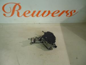 Used Mechanical fuel pump Volkswagen Touran (1T1/T2) 1.9 TDI 105 Price € 75,00 Margin scheme offered by Autorecycling Reuvers B.V.