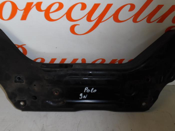 Used Subframe Volkswagen Polo IV (9N1/2/3) 1.9 SDI Price € 40,00 Margin scheme offered by Autorecycling Reuvers B.V.