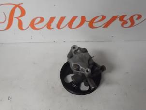 Used Power steering pump Mitsubishi Space Star (DG) 1.6 16V Price € 50,00 Margin scheme offered by Autorecycling Reuvers B.V.