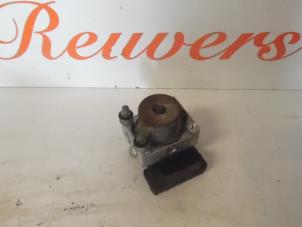 Used ABS pump Toyota Yaris (P1) 1.0 16V VVT-i Price € 50,00 Margin scheme offered by Autorecycling Reuvers B.V.