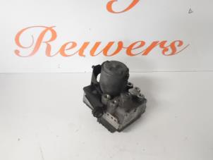 Used ABS pump BMW 5 serie (E39) 525 tds Price € 75,00 Margin scheme offered by Autorecycling Reuvers B.V.