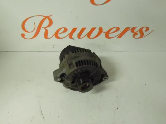Begagnade Dynamo Opel Omega B (25/26/27) 2.2 16V Pris € 35,00 Marginaltabell erbjuds av Autorecycling Reuvers B.V.