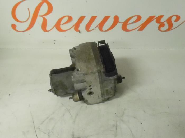 Begagnade ABS-pump MG MGF 1.8i 16V Pris € 100,00 Marginaltabell erbjuds av Autorecycling Reuvers B.V.