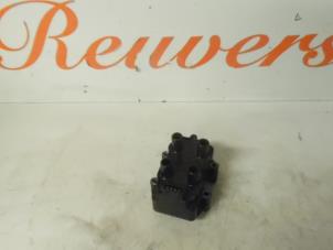 Used Ignition coil Renault Clio II (BB/CB) 2.0 16V Sport Price € 25,00 Margin scheme offered by Autorecycling Reuvers B.V.