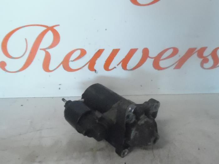 Gebrauchte Anlasser Renault Laguna II (BG) 1.9 dCi 120 Preis € 30,00 Margenregelung angeboten von Autorecycling Reuvers B.V.