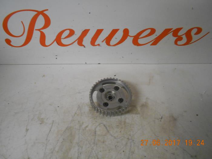 Begagnade Kamaxeldrev Peugeot 108 Pris € 50,00 Marginaltabell erbjuds av Autorecycling Reuvers B.V.