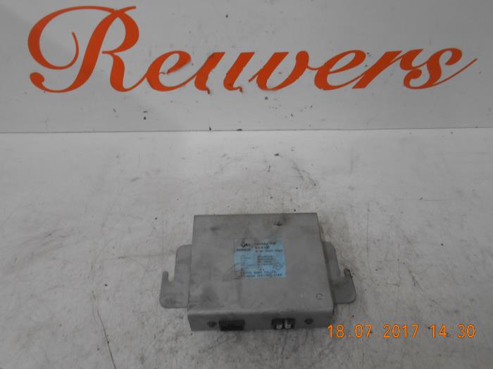 Used Power steering computer Renault Twingo (C06) 1.2 Price € 35,00 Margin scheme offered by Autorecycling Reuvers B.V.