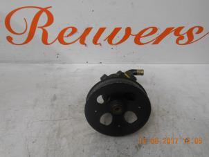 Used Power steering pump Opel Astra F (53/54/58/59) 1.6i Price € 35,00 Margin scheme offered by Autorecycling Reuvers B.V.