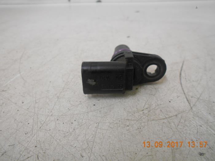 Begagnade Kamaxelsensor Volkswagen Polo V (6R) 1.0 12V BlueMotion Technology Pris € 20,00 Marginaltabell erbjuds av Autorecycling Reuvers B.V.