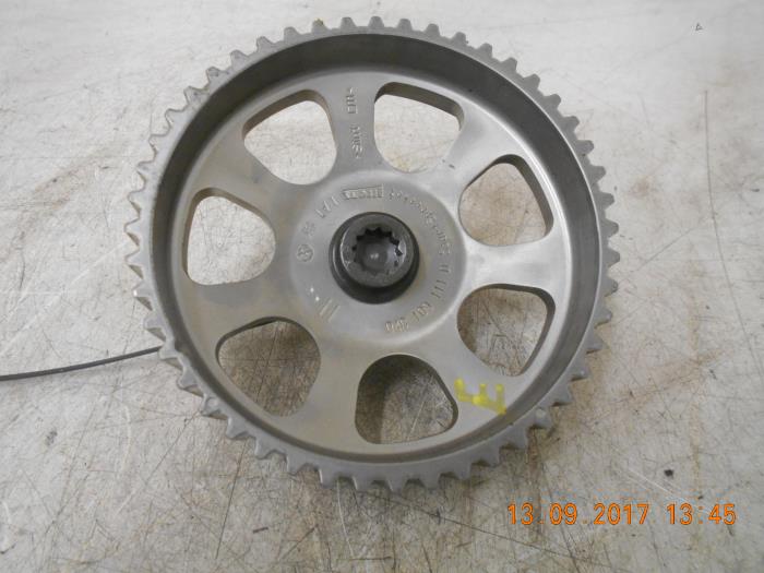 Begagnade Kamaxeldrev Volkswagen Polo V (6R) 1.0 12V BlueMotion Technology Pris € 35,00 Marginaltabell erbjuds av Autorecycling Reuvers B.V.