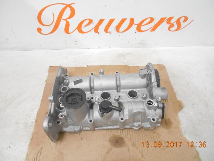 Usagé Arbre à cames Volkswagen Polo V (6R) 1.0 12V BlueMotion Technology Prix € 250,00 Règlement à la marge proposé par Autorecycling Reuvers B.V.