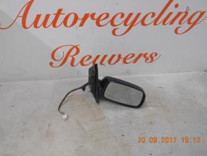 Used Wing mirror, right Daihatsu YRV (M2) 1.3 16V DVVT Price € 35,00 Margin scheme offered by Autorecycling Reuvers B.V.