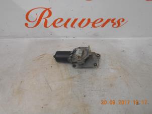Used Front wiper motor Opel Frontera (6B) 2.2i 16V Price € 50,00 Margin scheme offered by Autorecycling Reuvers B.V.