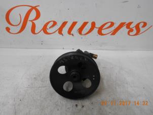 Used Power steering pump Opel Astra F Caravan (51/52) 1.6i 16V Price € 35,00 Margin scheme offered by Autorecycling Reuvers B.V.