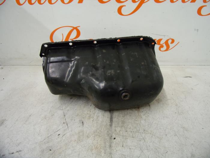 Usagé Couvercle carter Fiat Panda (169) 1.2 Fire Prix € 35,00 Règlement à la marge proposé par Autorecycling Reuvers B.V.
