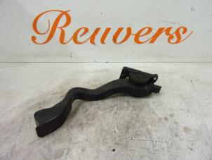 Used Accelerator pedal Peugeot 307 SW (3H) 2.0 HDi 90 Price € 35,00 Margin scheme offered by Autorecycling Reuvers B.V.