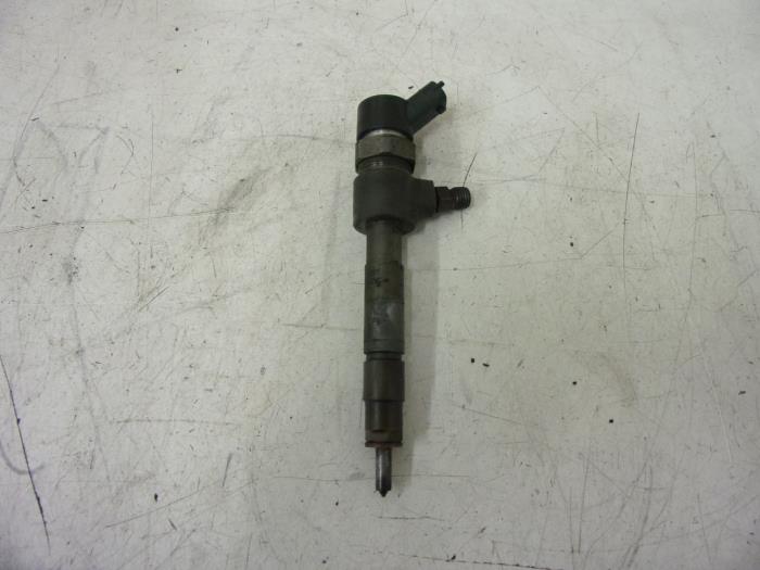 Usagé Injecteurs Fiat Doblo (223A/119) 1.9 JTD Prix € 50,00 Règlement à la marge proposé par Autorecycling Reuvers B.V.