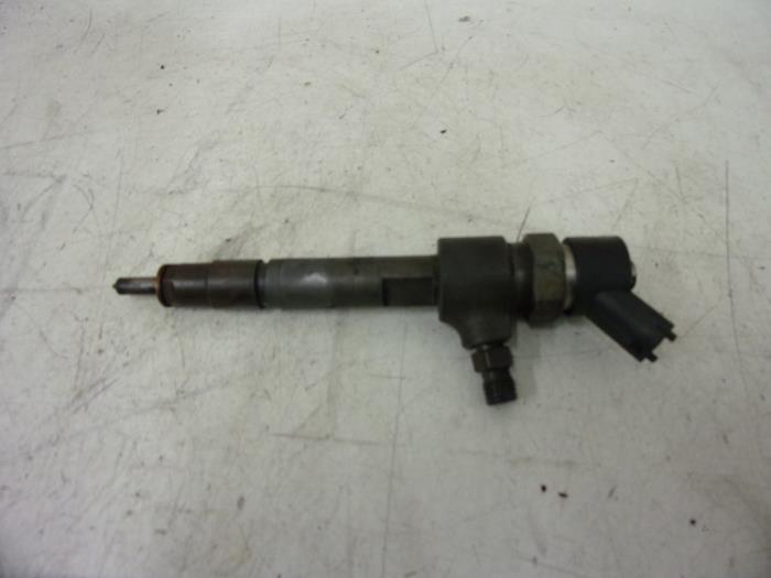Injecteurs d'un Fiat Doblo (223A/119) 1.9 JTD 2003