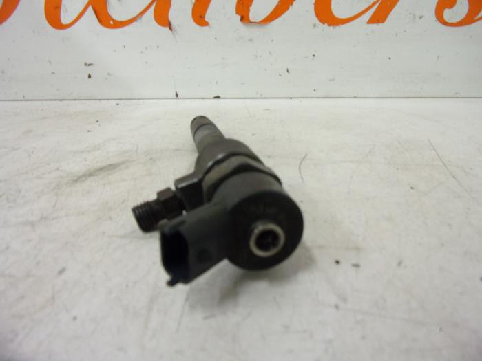 Injecteurs d'un Fiat Doblo (223A/119) 1.9 JTD 2003