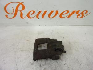 Used Front brake calliper, left Ford Focus 1 1.6 16V Price € 25,00 Margin scheme offered by Autorecycling Reuvers B.V.