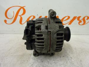 Dynamo van een Ford Transit 2.0 TDdi 16V 260S 2004