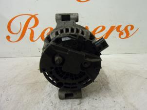 Dynamo van een Ford Transit 2.0 TDdi 16V 260S 2004