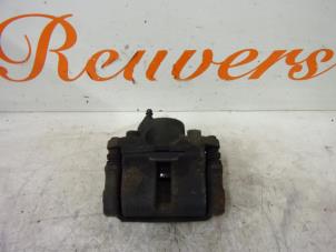 Used Front brake calliper, right Dacia Sandero I (BS) 1.2 16V Price € 30,00 Margin scheme offered by Autorecycling Reuvers B.V.