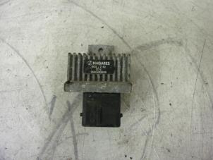 Used Glow plug relay Peugeot Partner (GC/GF/GG/GJ/GK) 1.6 HDI 75 16V Price € 15,00 Margin scheme offered by Autorecycling Reuvers B.V.