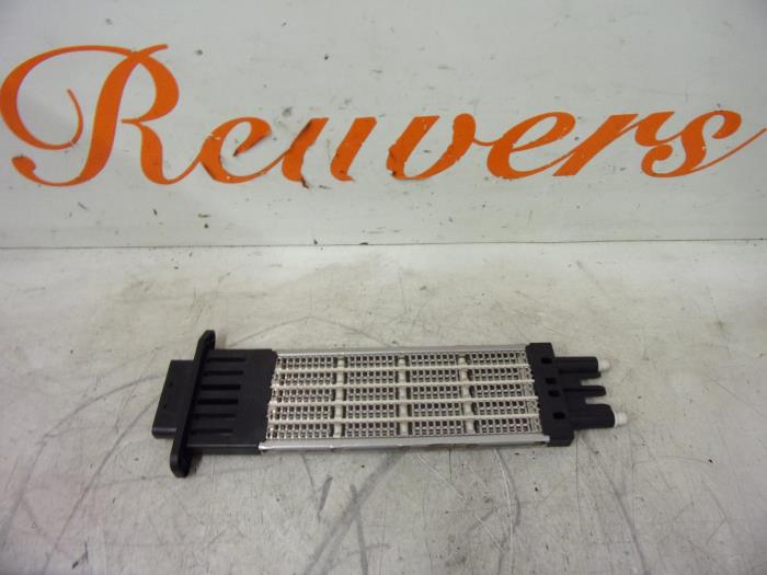 Begagnade Värmeelement Peugeot Partner (GC/GF/GG/GJ/GK) 1.6 HDI 75 16V Pris € 40,00 Marginaltabell erbjuds av Autorecycling Reuvers B.V.