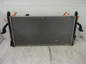 Radiateur d'un Volkswagen Transporter/Caravelle T4 2.5 TDI 1998