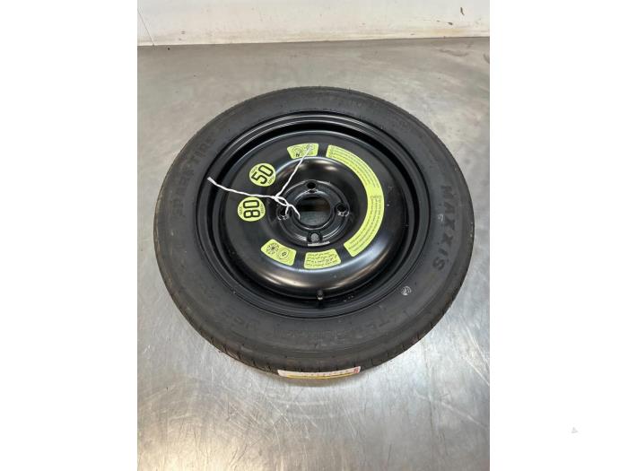 Space-saver spare wheel from a Peugeot 207/207+ (WA/WC/WM) 1.4 16V VTi 2009