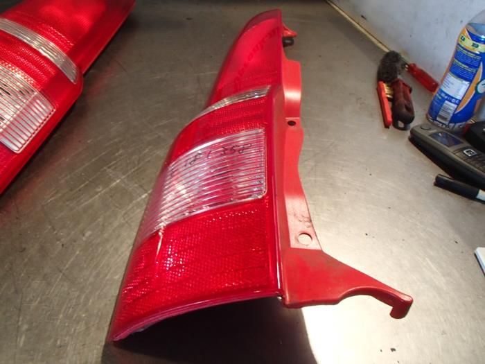 Taillight, left from a Fiat Panda (169) 1.2 Fire 2004