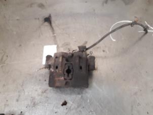 Used Front brake calliper, right Iveco Daily Price € 40,00 Margin scheme offered by Autosloopbedrijf Jan Pronk B.V.