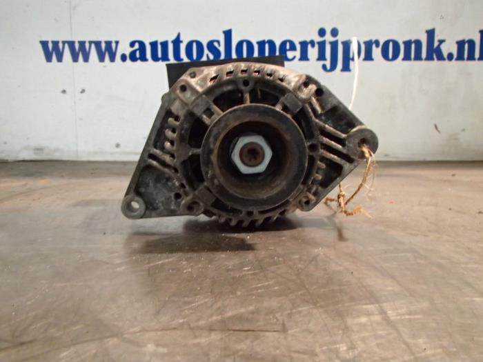 Gebrauchte Dynamo Renault Clio II (BB/CB) 1.4 Preis € 35,00 Margenregelung angeboten von Autosloopbedrijf Jan Pronk B.V.