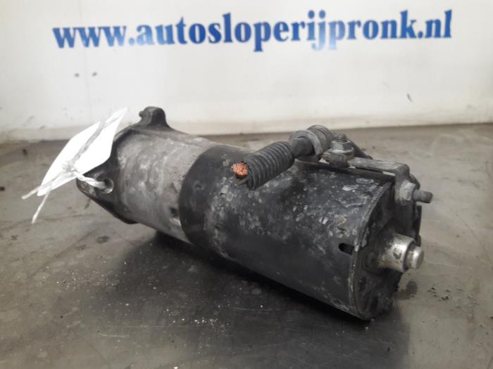 Begagnade Startmotor Audi A4 Avant (B7) 2.0 TDI 16V Pris € 50,00 Marginaltabell erbjuds av Autosloopbedrijf Jan Pronk B.V.